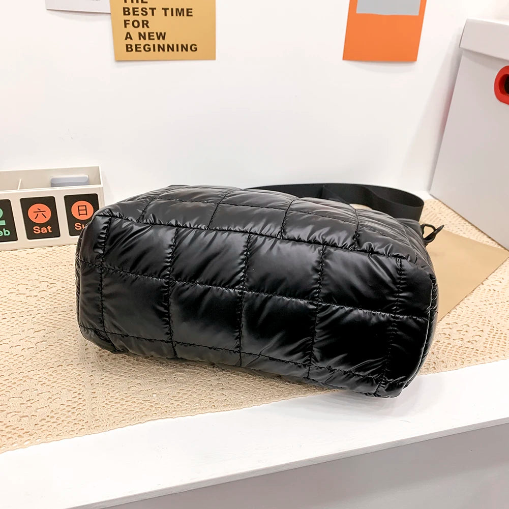 Women Padded Shoulder Bag Solid Color Quilted Chic Hobo Bag Large Capacity Fashion Crossbody Bag Zipper Closure Puffy Handbag